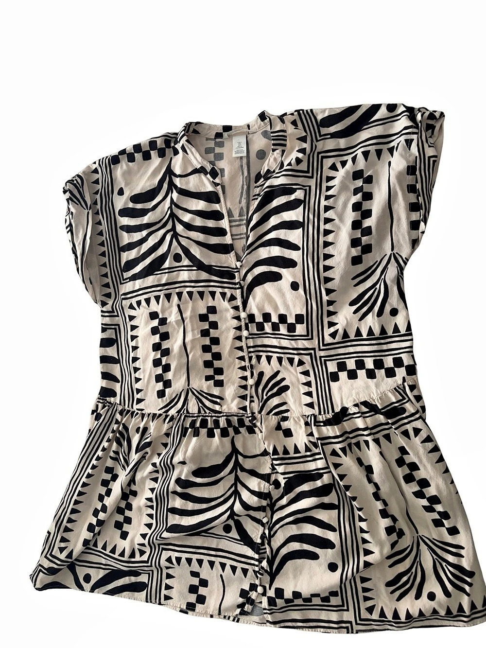 H&M Geometric Mini Dress in Black & White